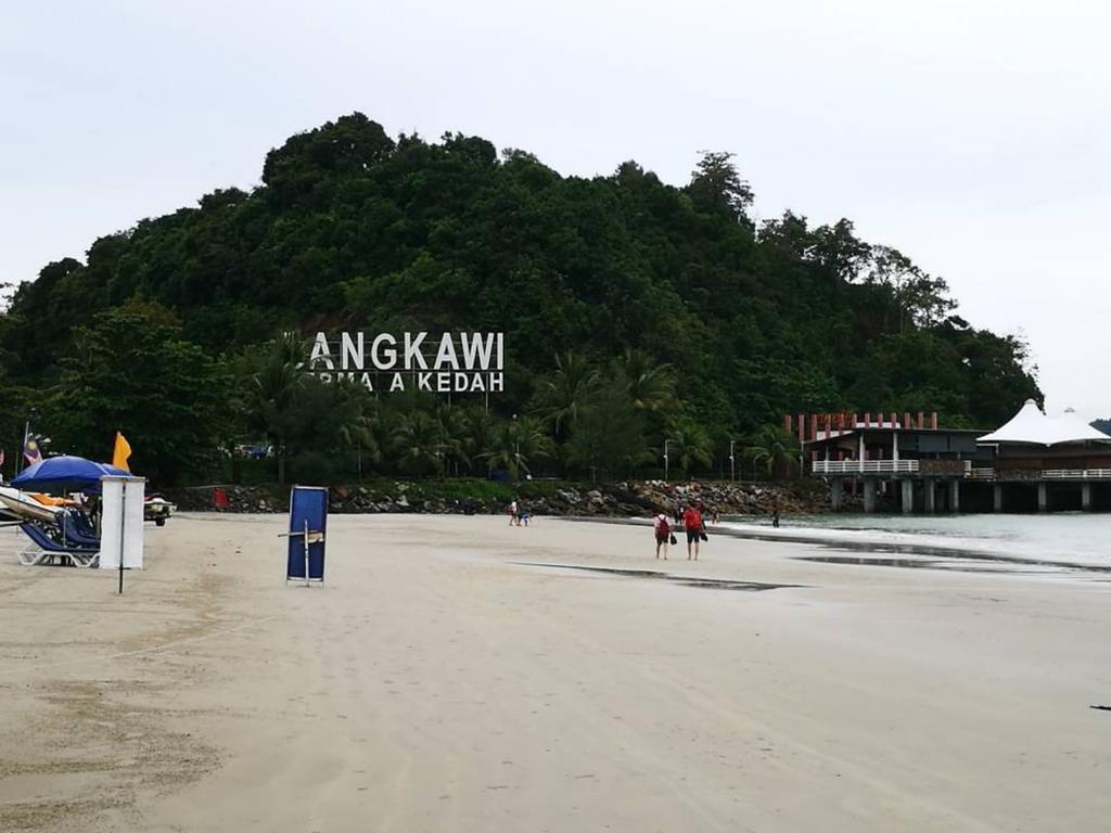 Homestay Pulau Langkawi Pantai Cenang  Exterior photo